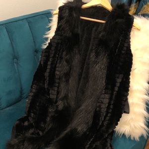 Never worn, Black Faux Fur Vest